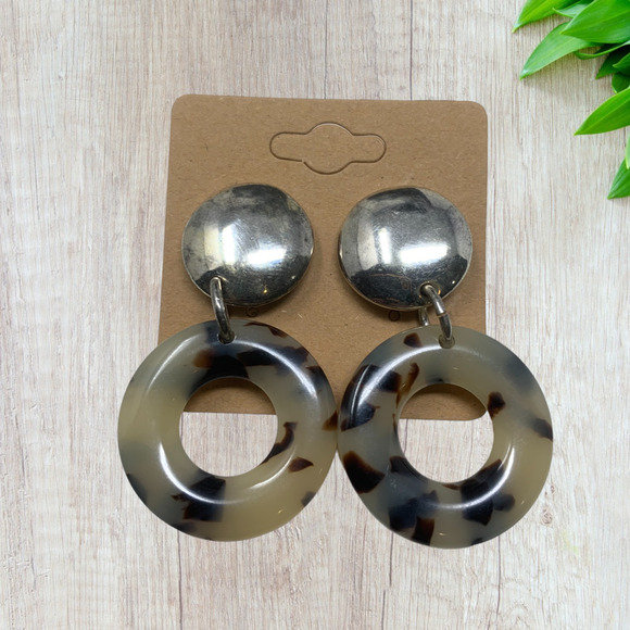 Vintage Y2K Acrylic Tortoise Dangle Circle Pierced Earrings Avant Garde Carded - Picture 5 of 5